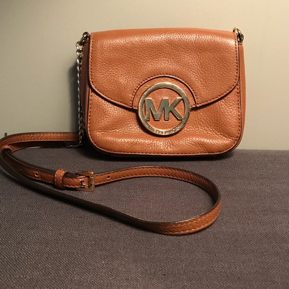 Michael Kors Purse - Picture 1 of 3